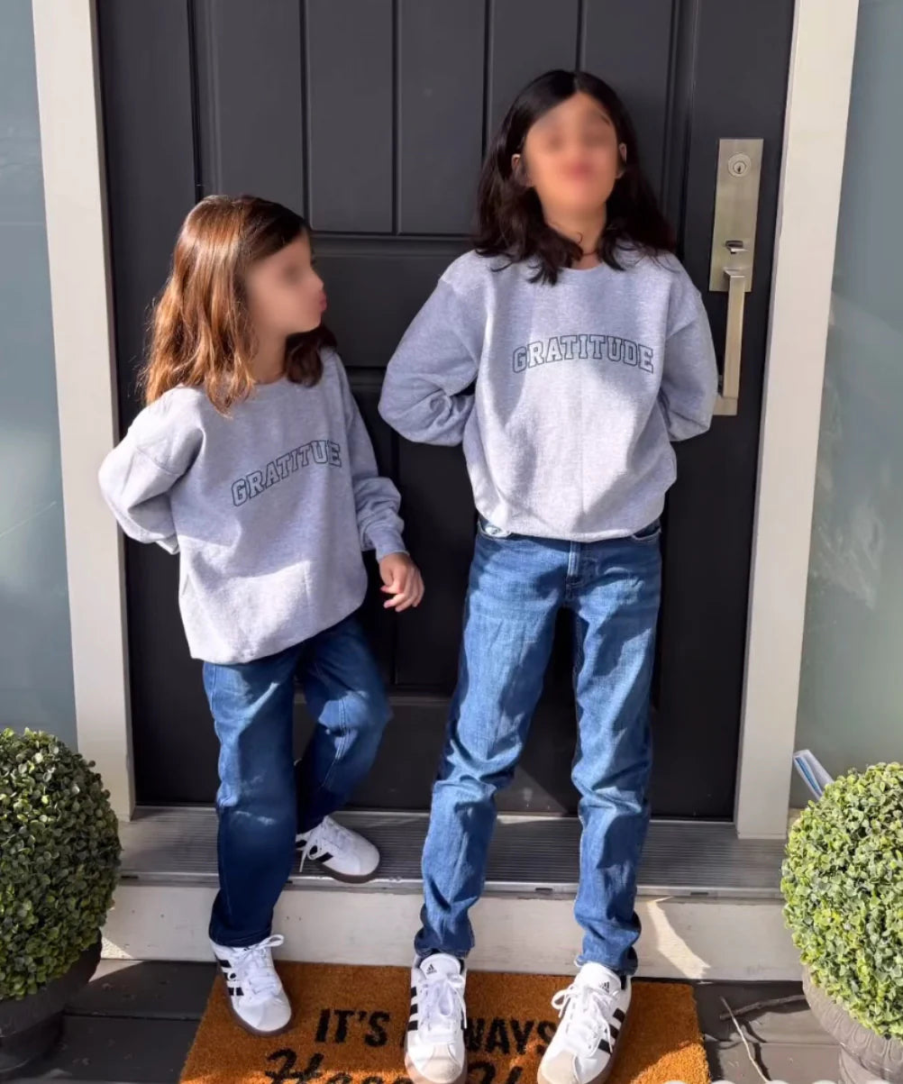 UNISEX Kids Gratitude Crewneck Sweater - Heather Grey